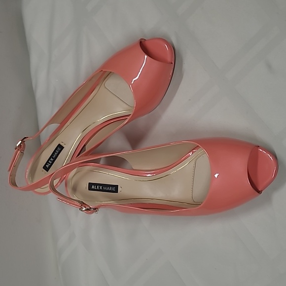 Alex Marie Women's Slingback PeepToe  Shoe - Picture 8 of 8
